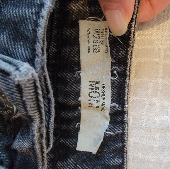 Topshop Mom Jeans - W28 - Picture 5 of 5